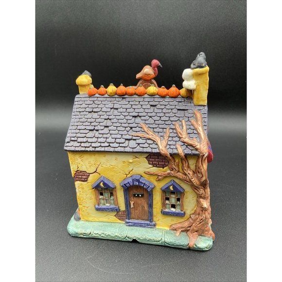Halloween Harvest Trick or Treat Cafe Lighted Porcelain House - Picture 15 of 16